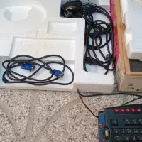 کامپیوتر در حد نو|رایانه رومیزی|زرندیه, |دیوار