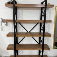 دکوری و کتابخانه