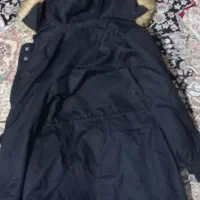 کاپشن|لباس|میانه, |دیوار