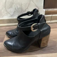 کفش چرم سالم