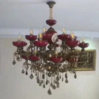۲ عدد لوستر و۲ عدد آباژور ایستاده