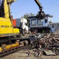 ضایعات آهن و فلزات رنگی|عمدهفروشی|تهران, جمهوری|دیوار