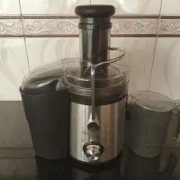 دستگاه اب میوه گیری