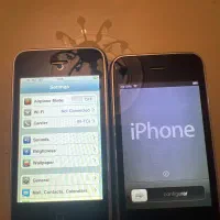 2 عدد ایفون 3G  لازرورق