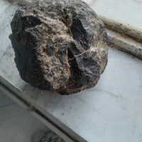 شهابسنگ سنگین|جواهرات|گلبهار, نوبهار|دیوار