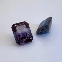 کارشناسی و خرید سنگ های قیمتی و جواهری