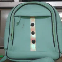 کوله پشتی مدرسه