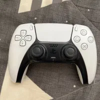 دسته ps5 خود کنسول