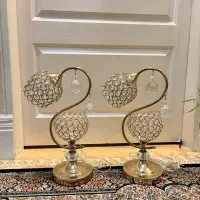 اباژور کنار تخت خواب