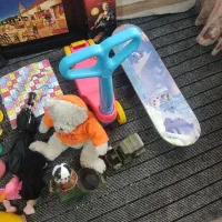 اسباب بازی|اسباب‌بازی بچه|رباط‌کریم, رباط‌کریم|دیوار