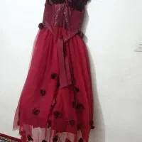 لباس مجلسی|لباس|کبودرآهنگ, |دیوار