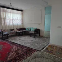 اجاره خانه طبقه اول|اجارهٔ خانه و ویلا|شیراز, دلجو|دیوار