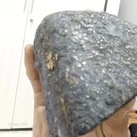 سنگ طلای ۲۴ عیار