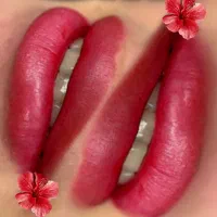 شیدینگ لب وخط چشم وبن مژه