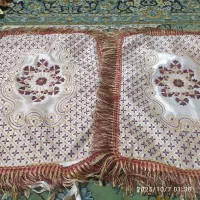 یک جفت بالشت با روتختی