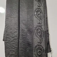 شال دور نگین دوزی شده