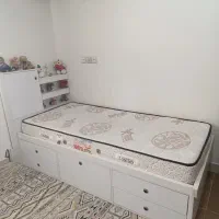 تخت نوجوان باتشک سالم باقیمت مناسب بفروش میرسد