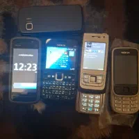 نوکیا E65 و آکبند  هست تا الان سیم کارت روش نرفته