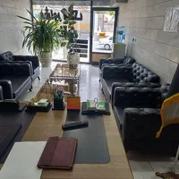 منشی مشاور املاک
