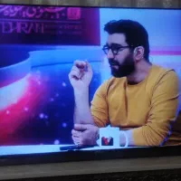 تلویزیون ال ای دی معمولی|تلویزیون و پروژکتور|پرند, فاز ۴|دیوار