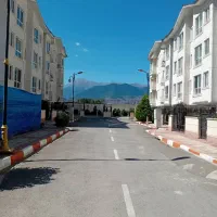 آپارتمان ۹۲ متری نوساز سنددار شهرک پارمیس کلاردشت