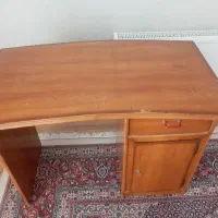 میز تحریر چوبی سالم و محکم|میز تحریر و کامپیوتر|اصفهان, کوی امیریه|دیوار