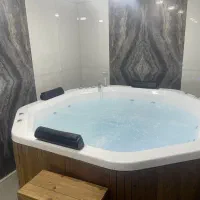 فروش جکوزی فول چهار نفره جاپایی کف