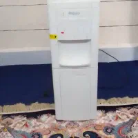 آبسردکن در حد نو خیلی تمیز و سالم