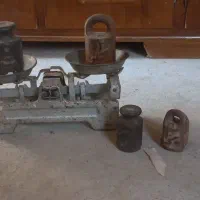 ترازو قدیمی