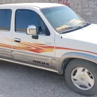تویوتا هایلوکس 2005