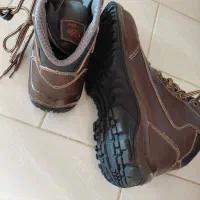 کفش ایمنی|کیف، کفش، کمربند|سلماس, |دیوار