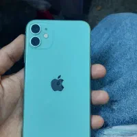 ایفون ۱۱ تمیز بدون خط خش