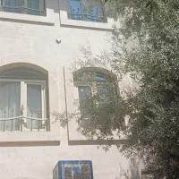 ویلایی ۳ طبقه قابل سکونت