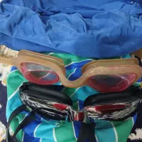 جلیقه نجات و کلاه و عینک شنا|غواصی و ورزش‌های آبی|رشت, علی آباد|دیوار