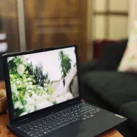 ادمین تولید محتوا و عکاس هستم