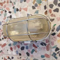 قفل در حیاط،چهار پایه،حباب لامپ|صندلی و نیمکت|خرم‌آباد, |دیوار