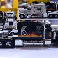 ماشین فلزی ماکت ماشین|اسباببازی|برخوار, |دیوار