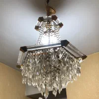 لوستر اناق و اسپزخانه و‌پذیرایی