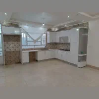 ملک فروشی