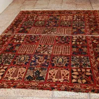 فرش دستباف خشتی کار کرده