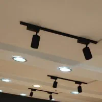 برق کاری.برقکاری مسکونی. تجاری و خورده کاری|خدمات پیشه و مهارت|رشت, جانبازان|دیوار