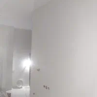 کارگر زیر دست  بنا بصورت ثابت ( دائم)