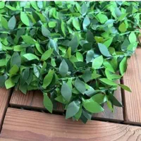 فنس برگ ریحان و چمن مصنوعی