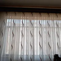 پرده ی حریر طرح دار