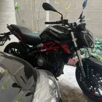 بنلی ۳۰۰ جفت سیلندر بدون نقطه