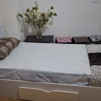تخت خواب یک نفره