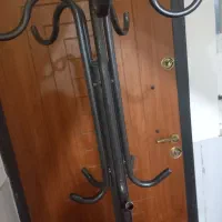 جالباسی|بندرخت و رخت‌آویز|مشهد, طبرسی شمالی|دیوار