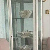 بوفه همراه با ظرف