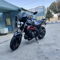 موتور بنلی جفت سیلندر