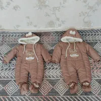 دو عدد کاپشن سرهمی نوزادی برای بچه دوقلو